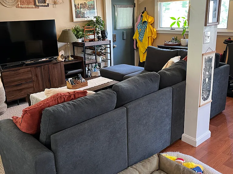 70R Rockwell St — Photo 1
