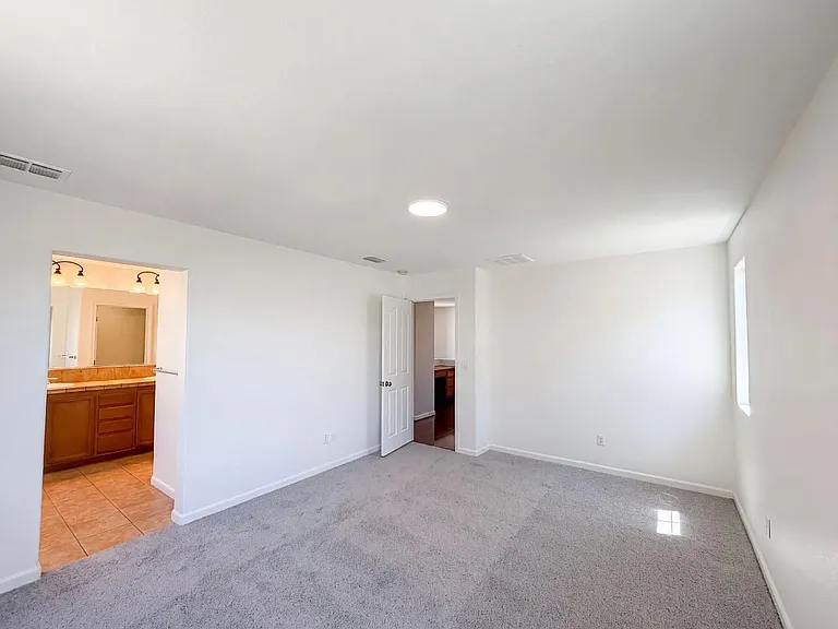 291 Candela Cir — Photo 17