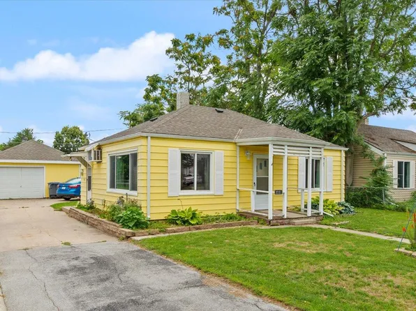 3231 7th Ave, Council Bluffs, IA 51501