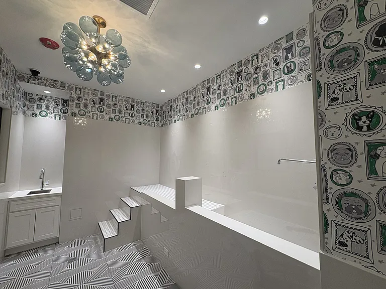 The Nest at Lincoln Park West — Photo 7