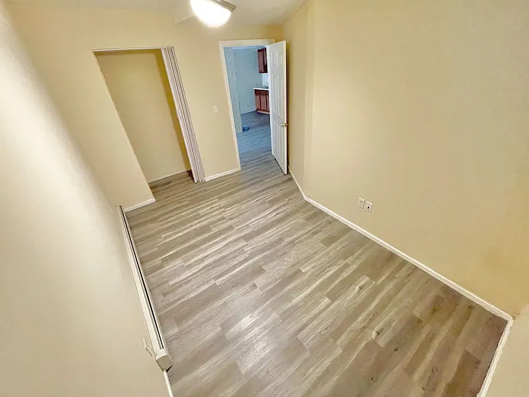 125 Hillside Ave — Photo 21