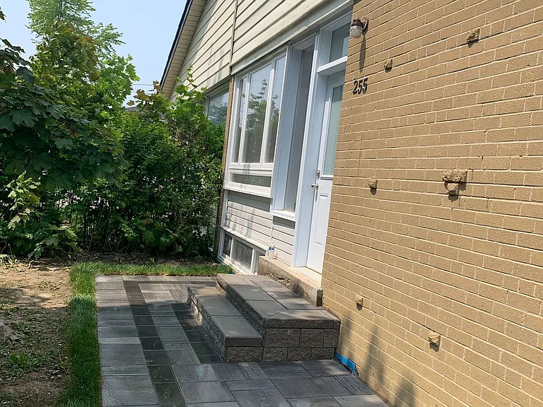 255 Ashlar Rd #BASEMENT — Photo 1