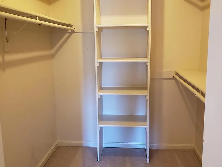 6913 Sandra Marie Cir #A — Photo 10