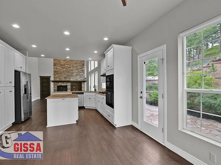 1043 Longspur Ln — Photo 16
