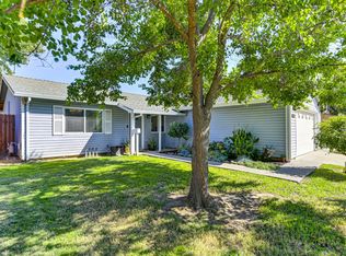 4912 Willowbrook Dr, Sacramento, CA 95842