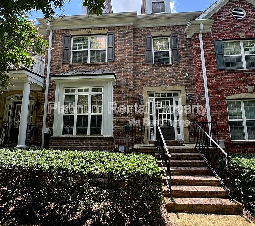 1st image of 3206 Buck Way