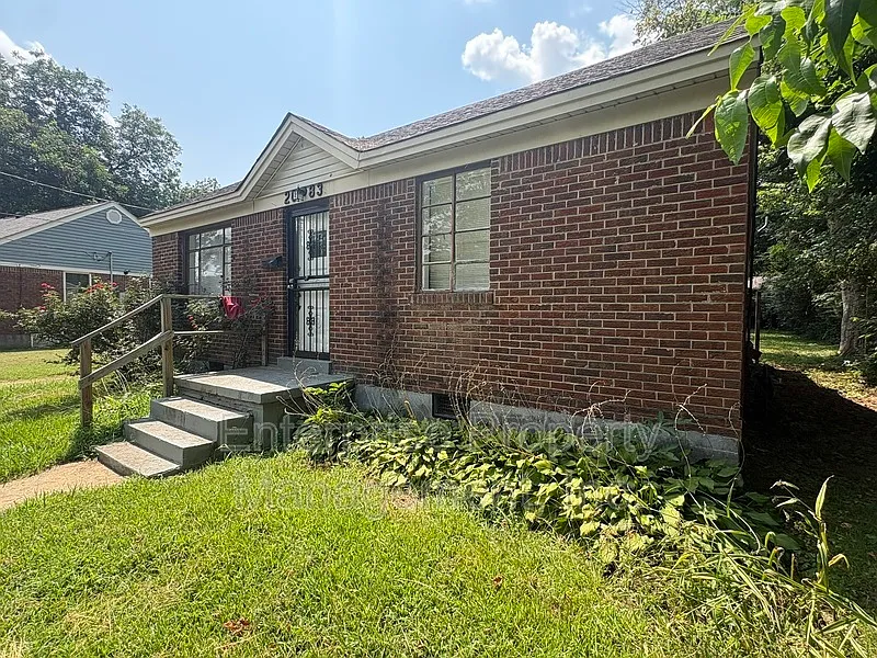 2 bed, 1.0 bath, 1120 sqft, $975 — Photo 3