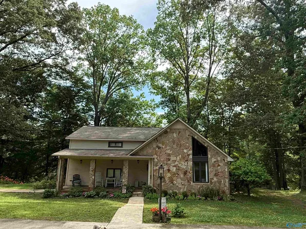 251 Poplar Springs Dr, Rogersville, AL 35652