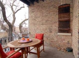 1524 N La Salle St #1E, Chicago, IL 60610