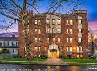 303 Hamilton Pl APT B4, Hackensack, NJ 07601