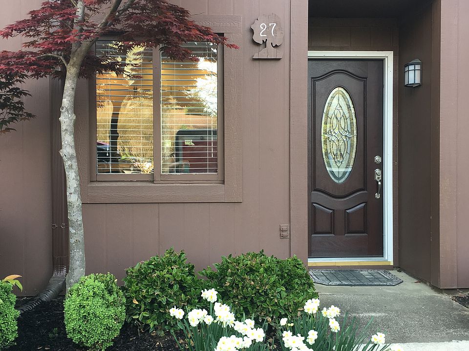 Trentwood 27 Front Entryway