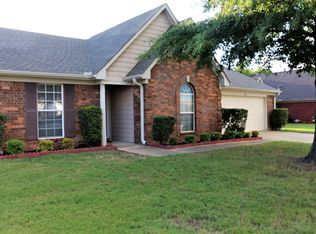 7145 Hurt Rd, Horn Lake, MS 38637