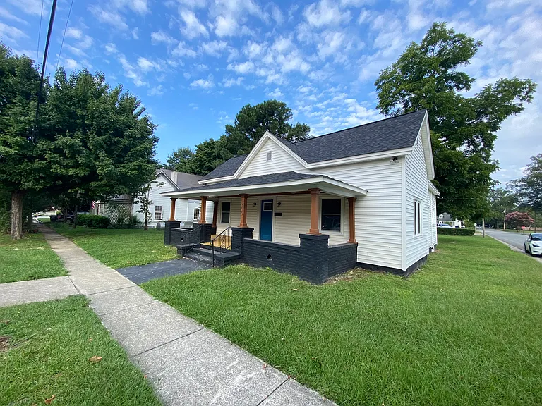 309 N Webb St — Photo 2