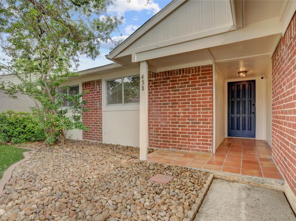 458 Tresvant Dr, Webster, TX 77598