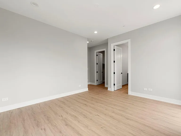 1718 S Halsted St #301 — Photo 16