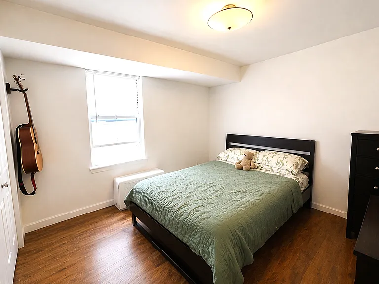 3740 N Janssen Ave #CH — Photo 10