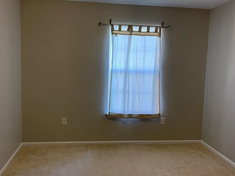 550 Olde English Cir — Photo 10