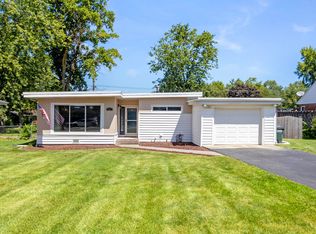 613 Orchard Ln, Beecher, IL