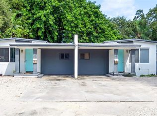 Rose Bower Amd Pl, Miami, FL 33150