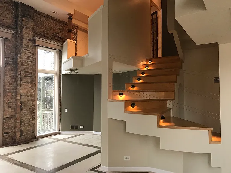 1312 N Clybourn Ave #3R — Photo 4