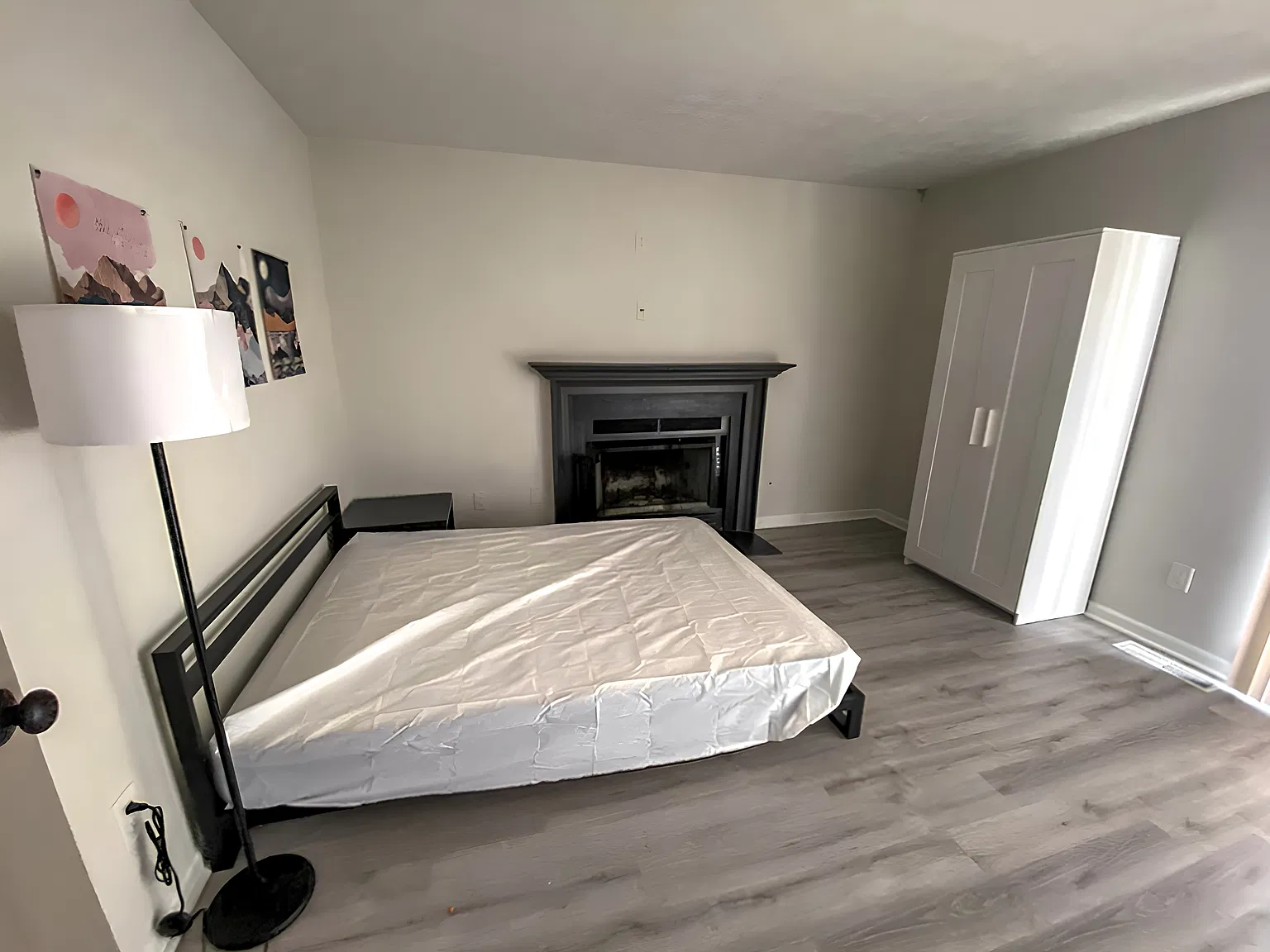 4 bed, 4.0 bath, 3658 sqft, $767 — Photo 2