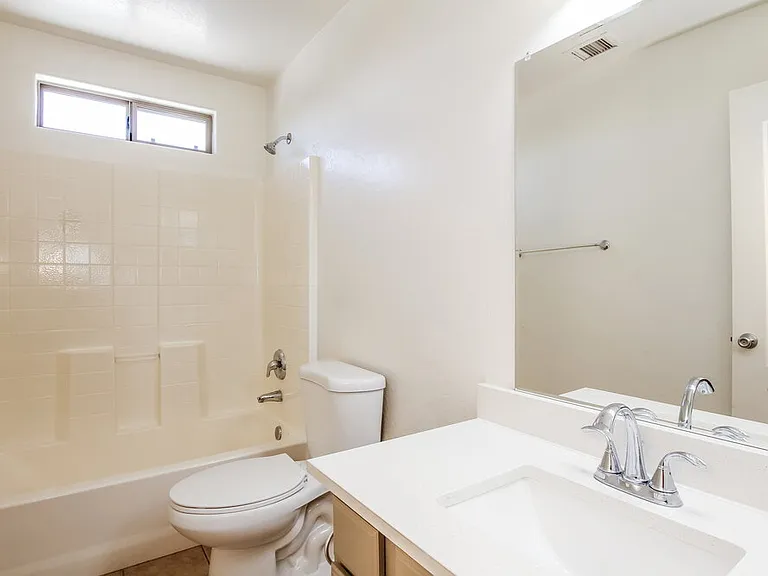 8961 S 253rd Ave — Photo 15