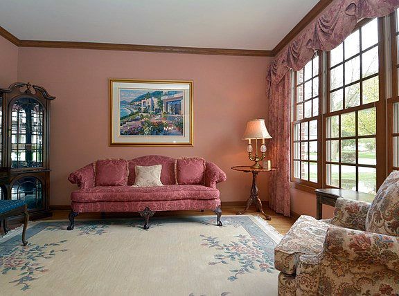 3rd image of 727 N Dunton Ave