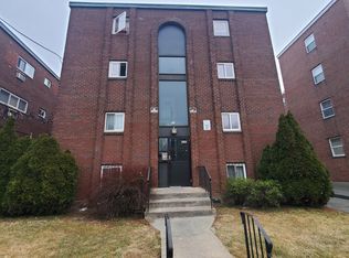 32 Huntington St #2A, Hartford, CT 06105