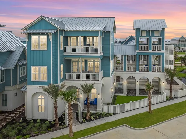 220 Sundew Ln, Pt Aransas, TX 78373