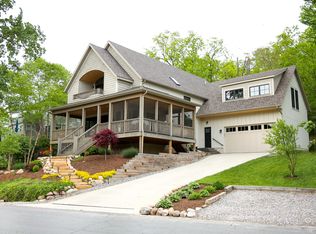 3522 Reeds Lake Blvd SE, Grand Rapids, MI 49506