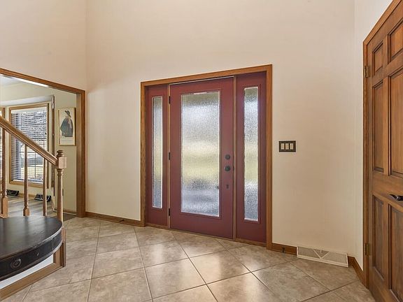 3rd image of W318S3638 Perkins ROAD