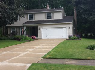13600 Longspur Ct, Valley View, OH