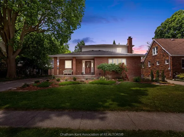 138 Elizabeth St, Chatham Kent, ON N7L 2Y4