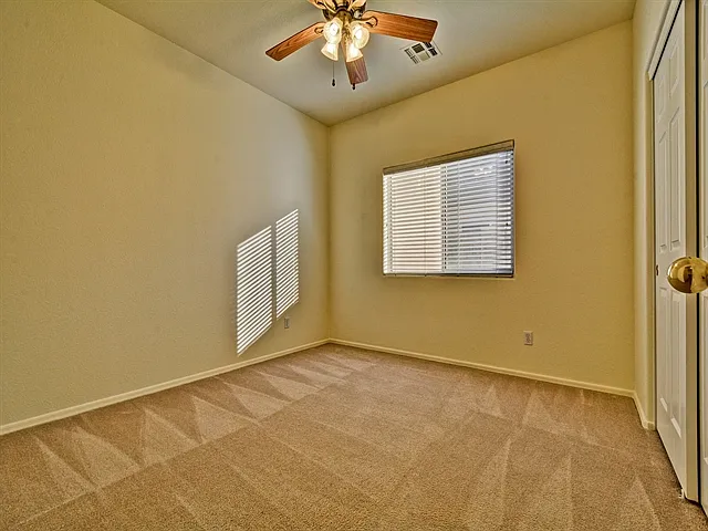 3930 N 143rd Ln — Photo 10
