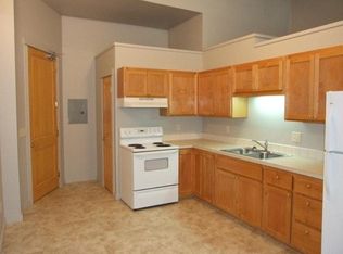 613 E Main St APT D, Cottage Grove, OR 97424