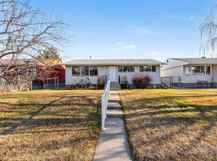 10751 164th St NW, Edmonton, AB T5P 3S1