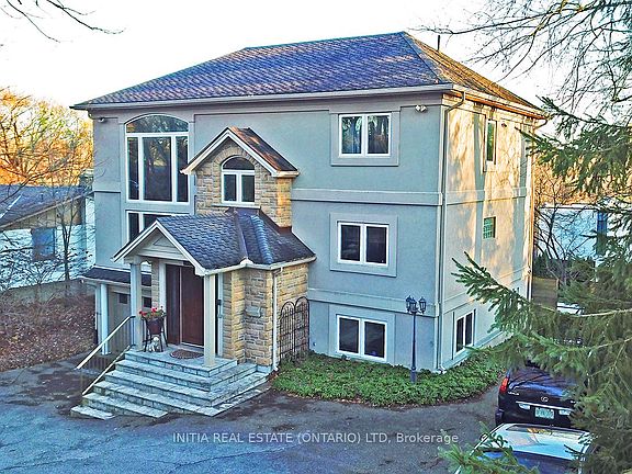 2nd image of 754 Riverside Dr
