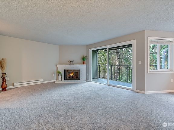 2nd image of 12719 NE 116th Street #E204