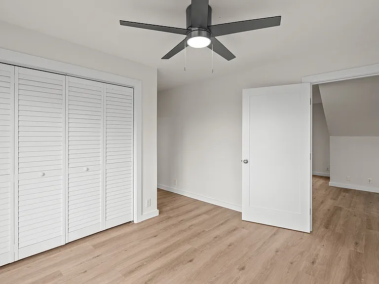 1st bedroom