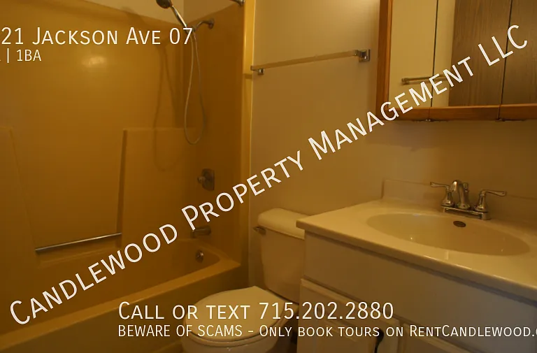 3521 Jackson Ave #7 — Photo 13