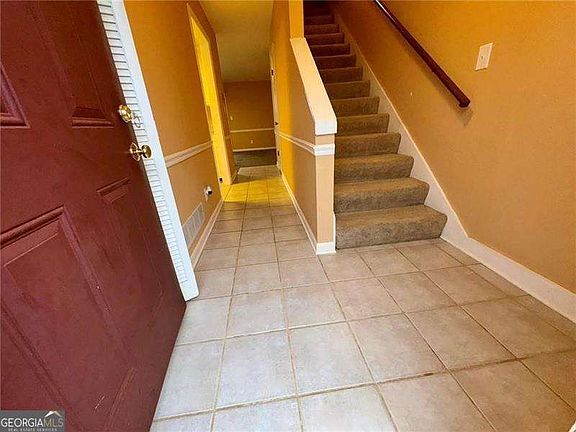 3rd image of 3925 Mountain View Rd #3-C