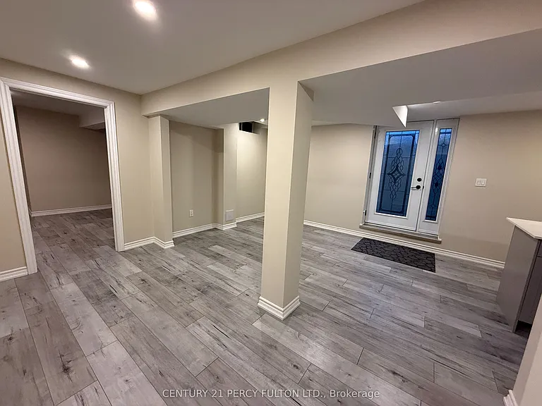 7 Redmond Dr — Photo 3
