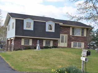 267 Ashley Dr, Bristol, VA 24201