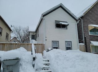 2370 S 16th St, Milwaukee, WI 53215