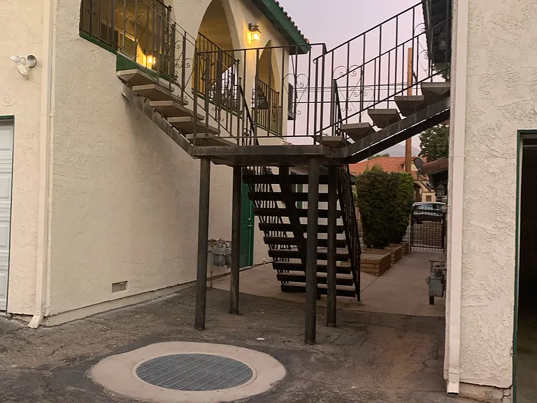 1394 Yucca Dr #C — Photo 5