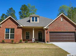151 Santa Maria Dr, Huntsville, AL 35811