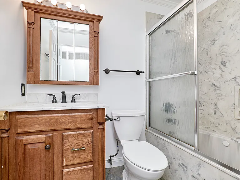 1815 Lakemont Ln — Photo 23
