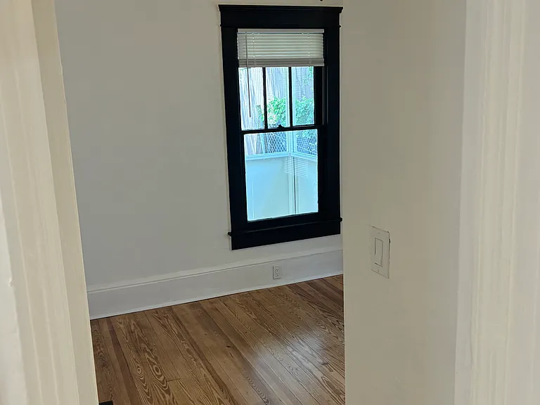125 Pierce Ave — Photo 11