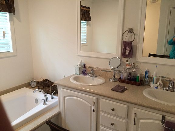 3rd image of 23728 Pine Lake Dr