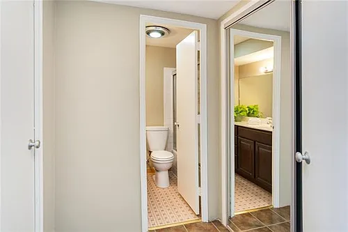 4550 Warwick Blvd #909 Photo 1